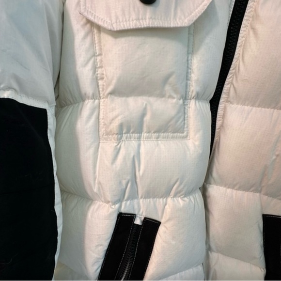 Tommy Hilfiger/Tommy jeans puffer jacket size L taking offers - Picture 13 of 14